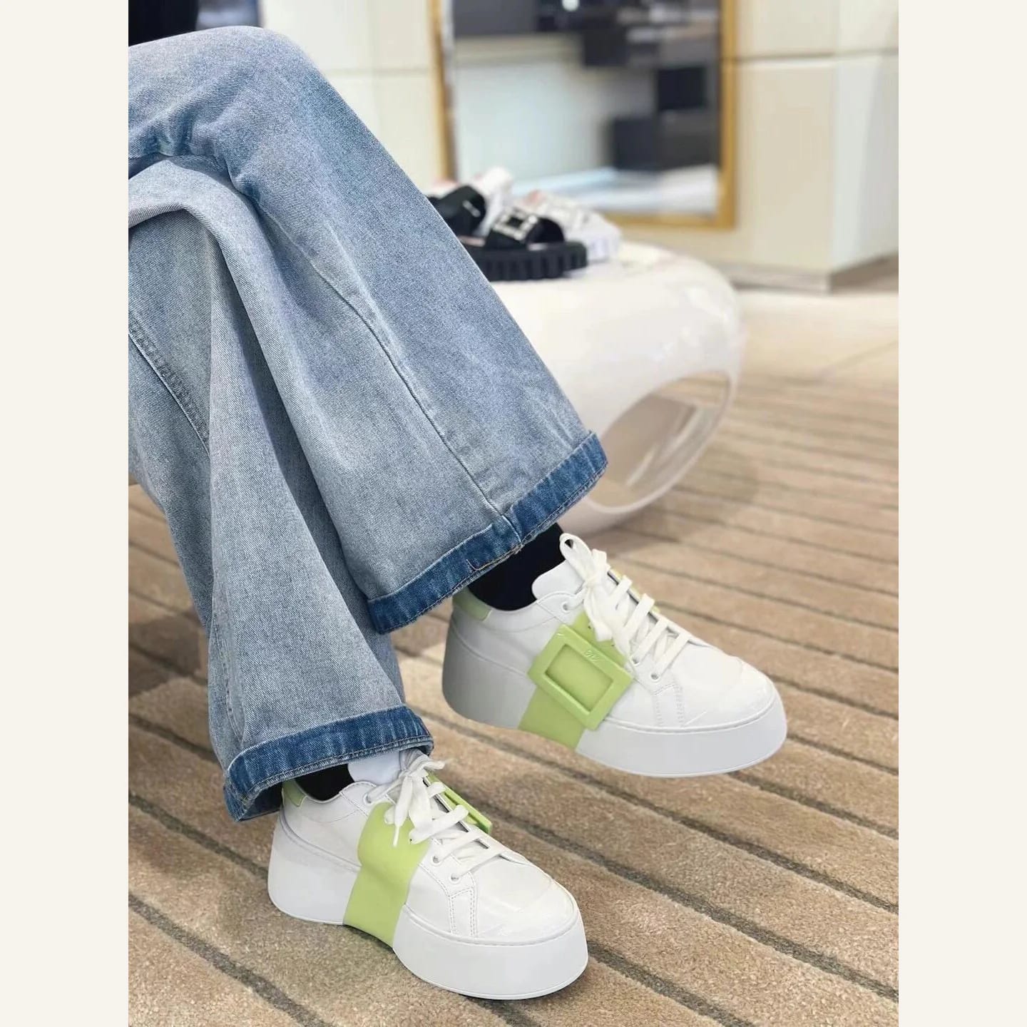 Roger Vivier Viv' Skate Sneaker 縮圖 4