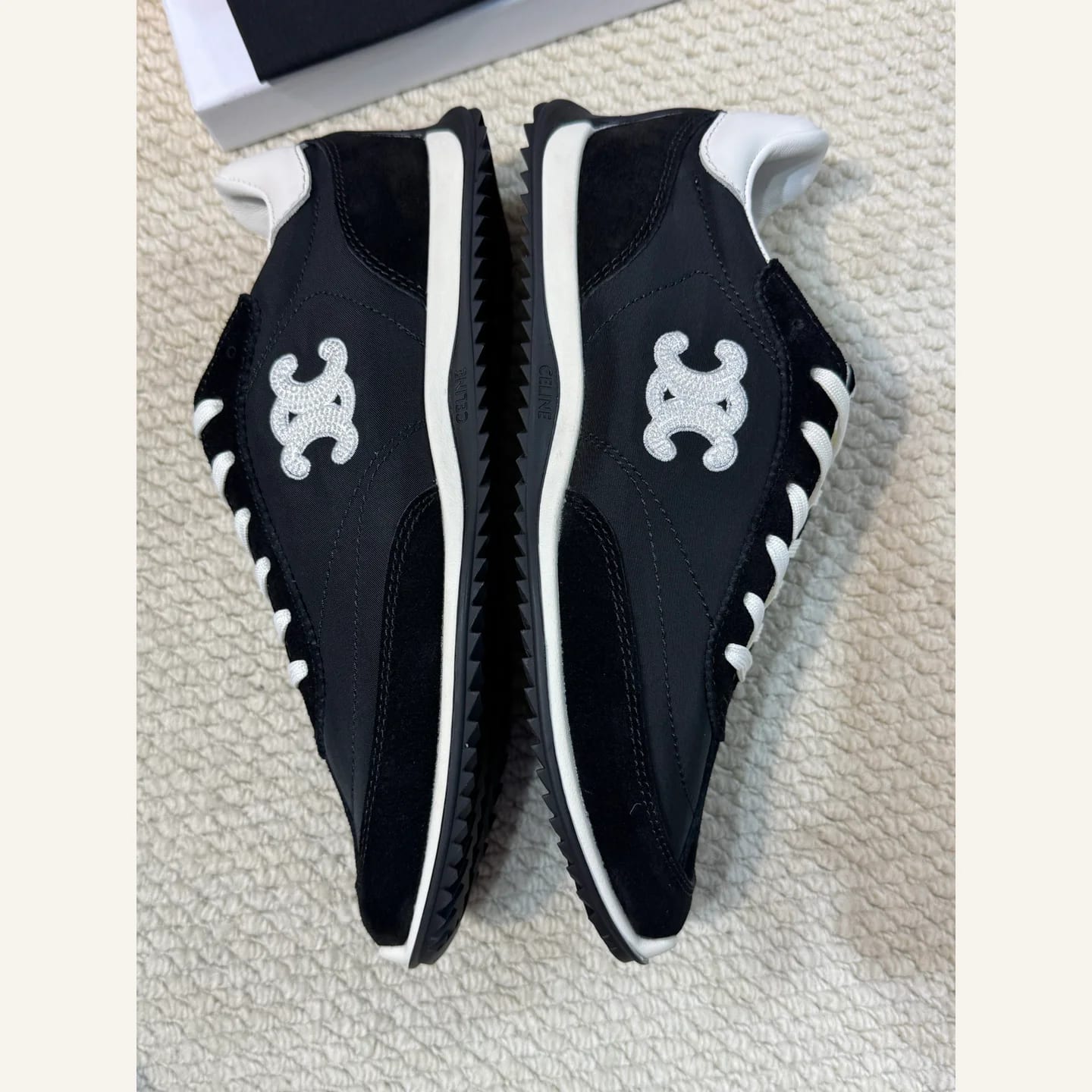 CELINE Triomphe Low-top Sneaker 縮圖 3