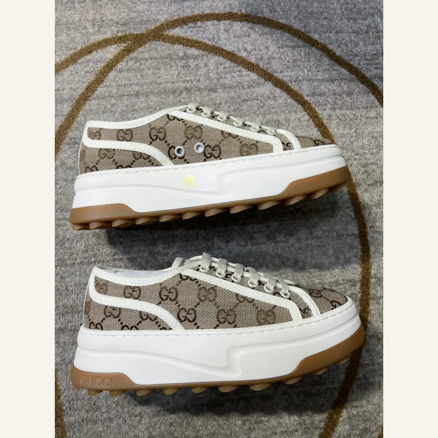 Gucci Canvas Platform Sneaker 縮圖 2