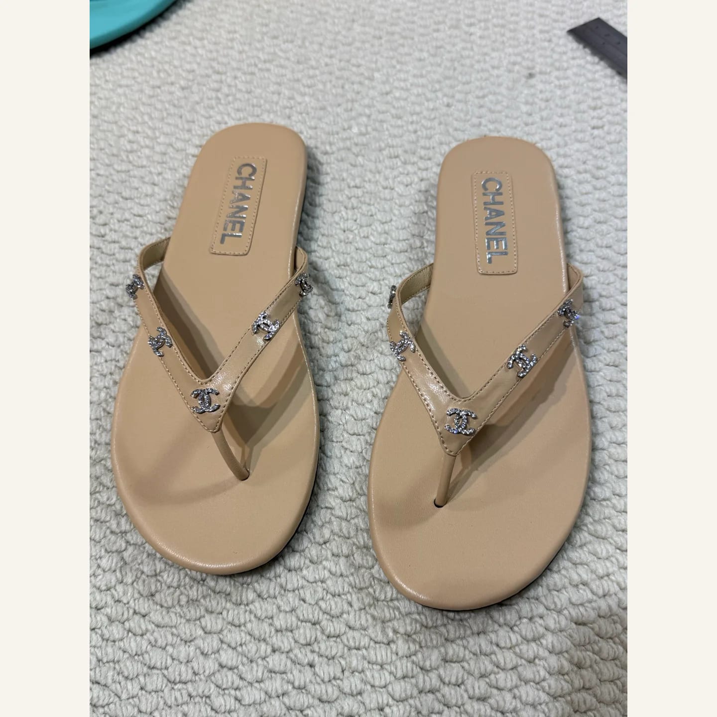 CHANEL Crystal CC Flip-flop Sandal 縮圖 2