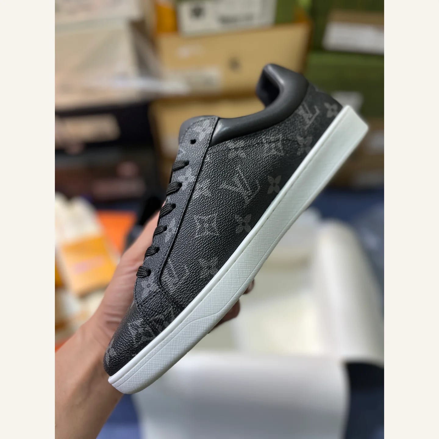 Louis Vuitton Monogram Low-top Sneaker 縮圖 2