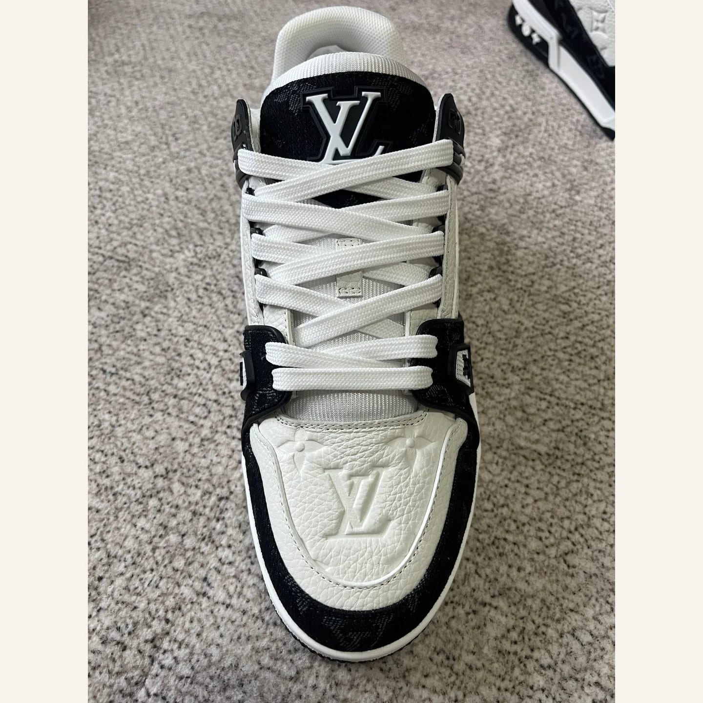 Louis Vuitton LV Trainer Sneaker 縮圖 2