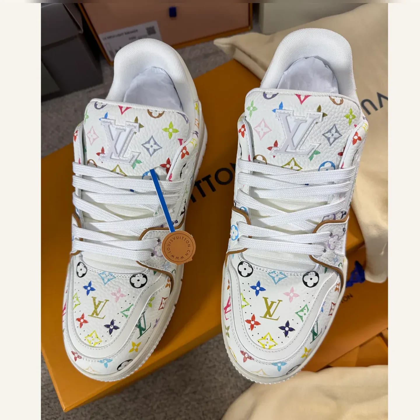 Louis Vuitton x Takashi Murakami LV Trainer Sneaker 縮圖 2
