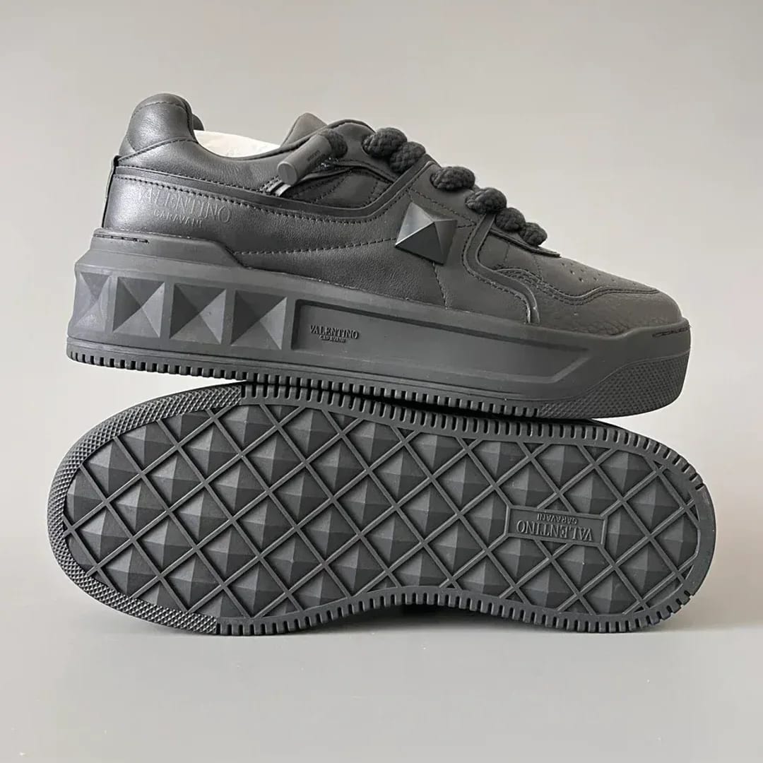 Valentino Garavani One Stud Sneaker 縮圖 4
