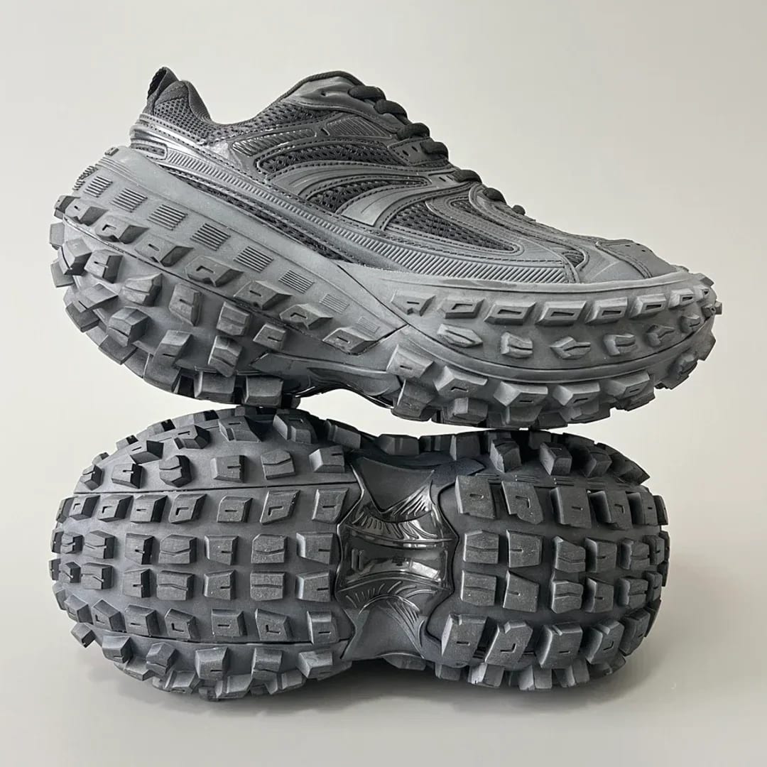Balenciaga Defender Sneaker 縮圖 4