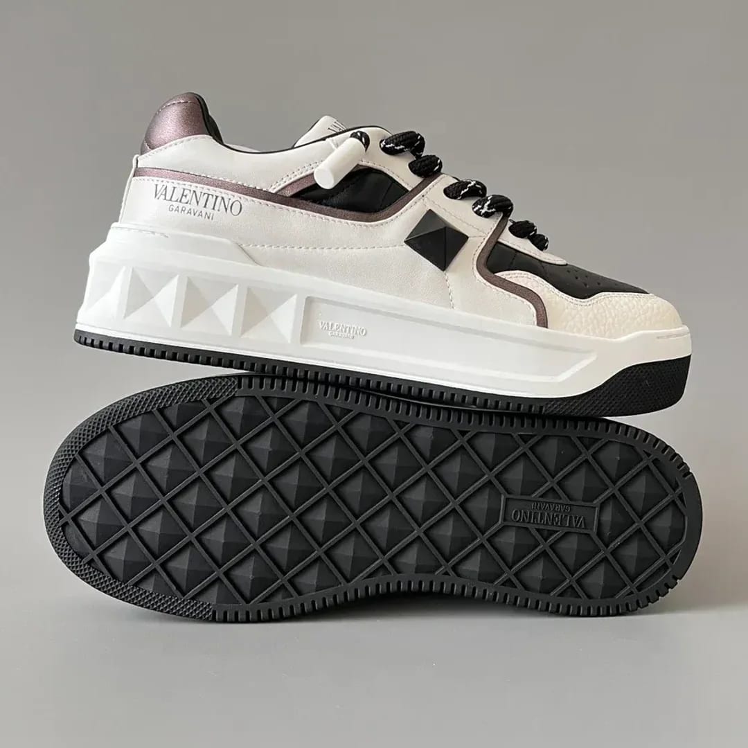 Valentino Garavani One Stud Sneaker 縮圖 4