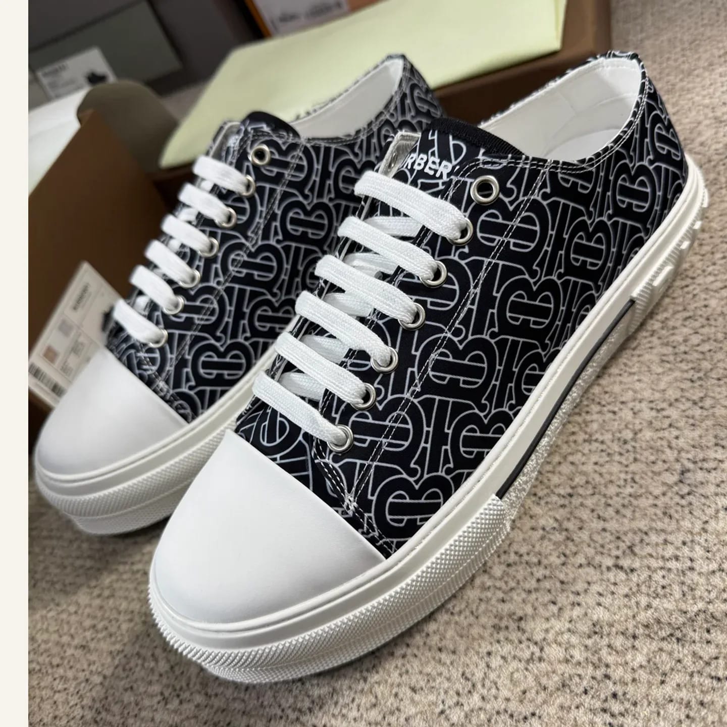 Burberry TB Monogram Low-top Sneaker 縮圖 2