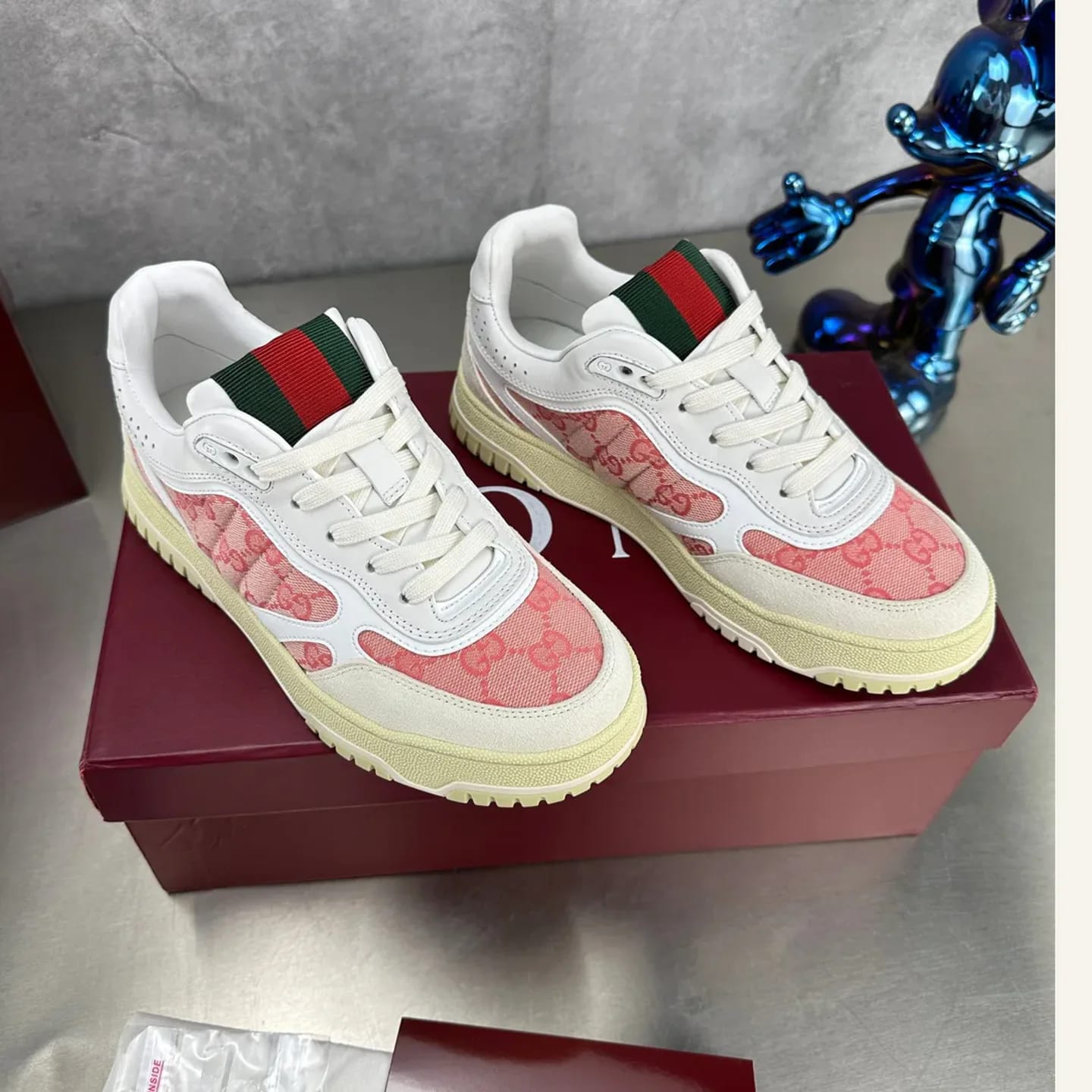 Gucci Distressed Basketball Sneaker 縮圖 2