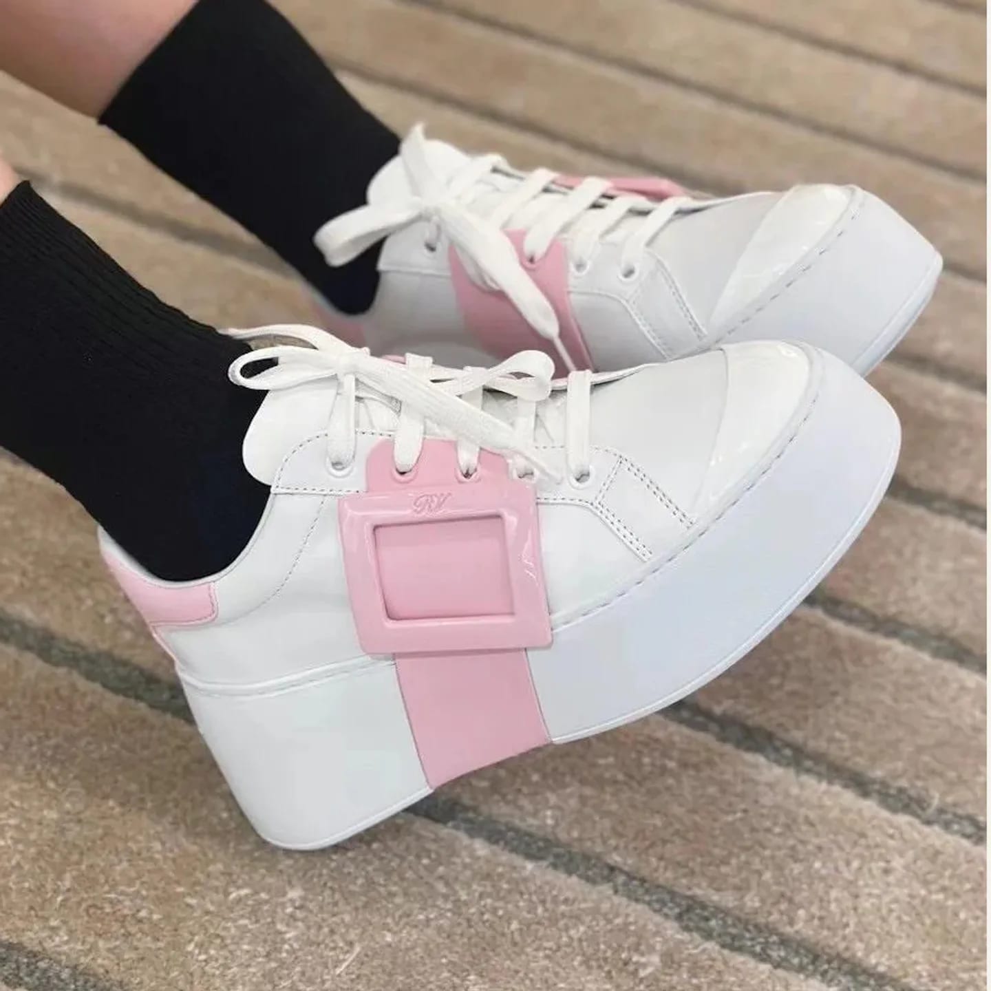 Roger Vivier Viv' Skate Sneaker 縮圖 3