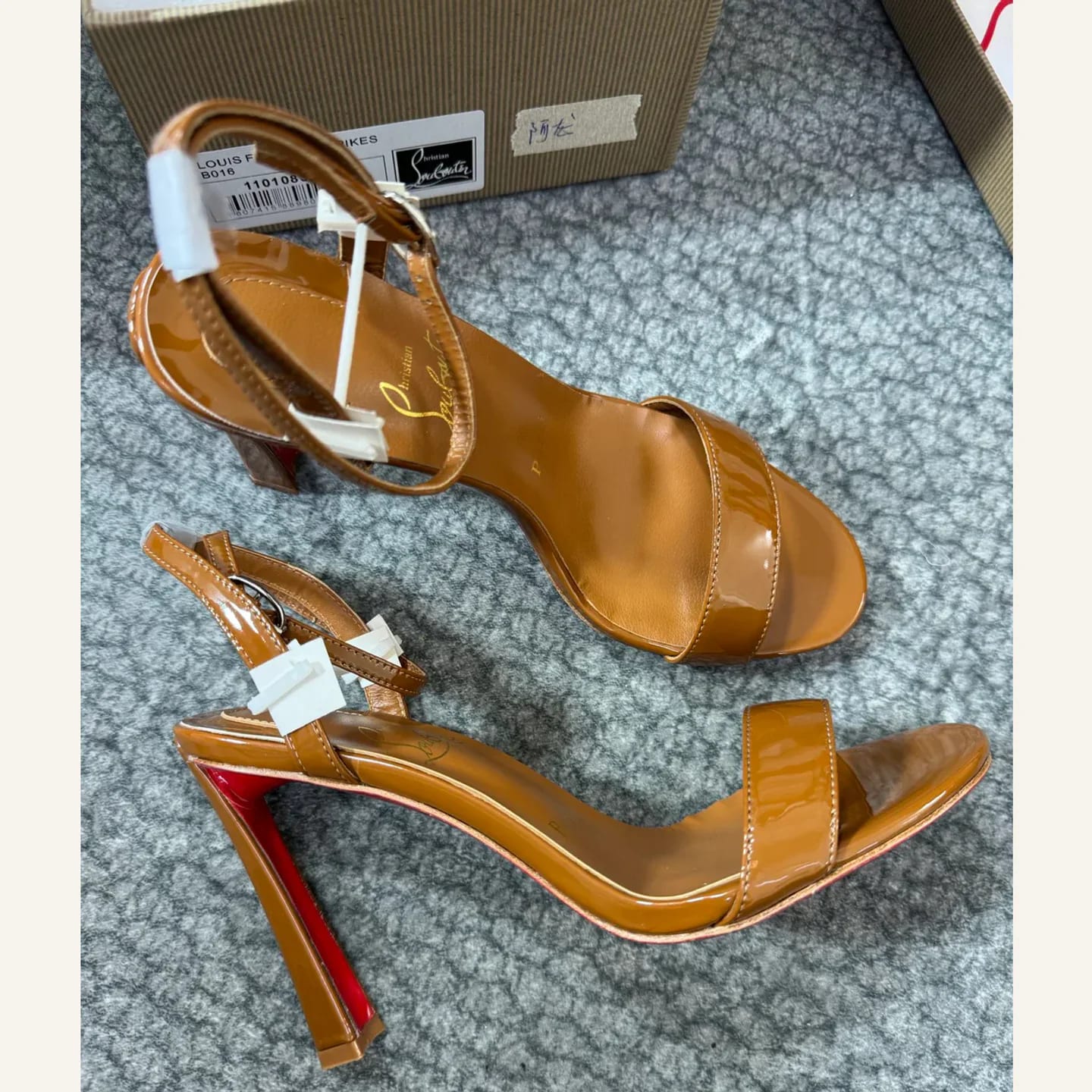 Christian Louboutin Ankle-strap Sandal 縮圖 4