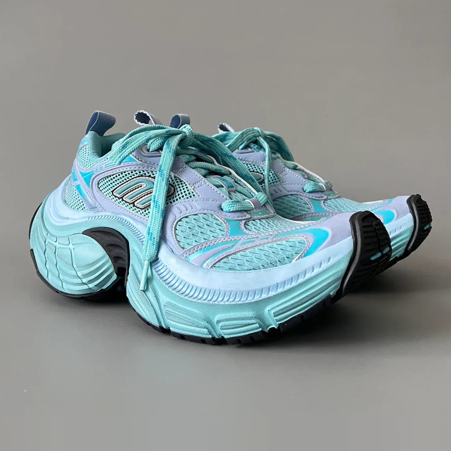 Balenciaga 6XL Sneaker 縮圖 2