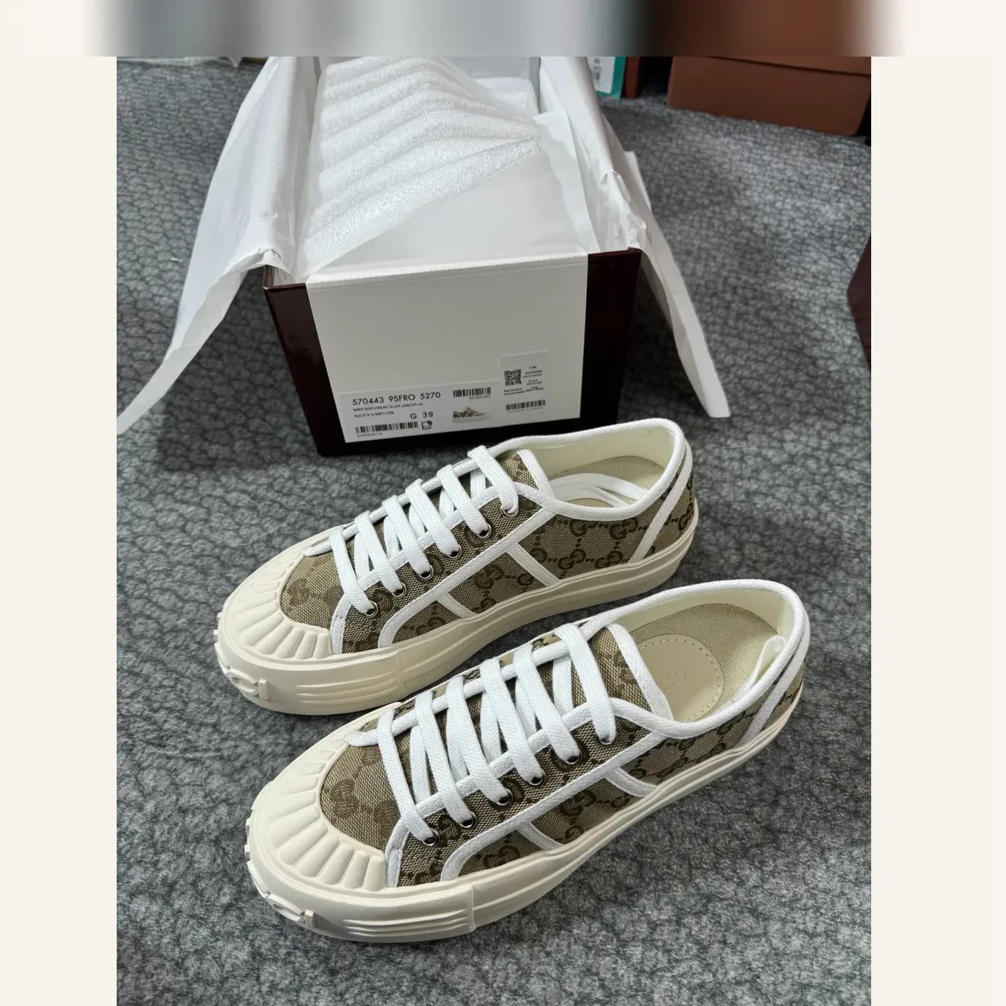Gucci Tennis 1977 Platform Sneaker 縮圖 1