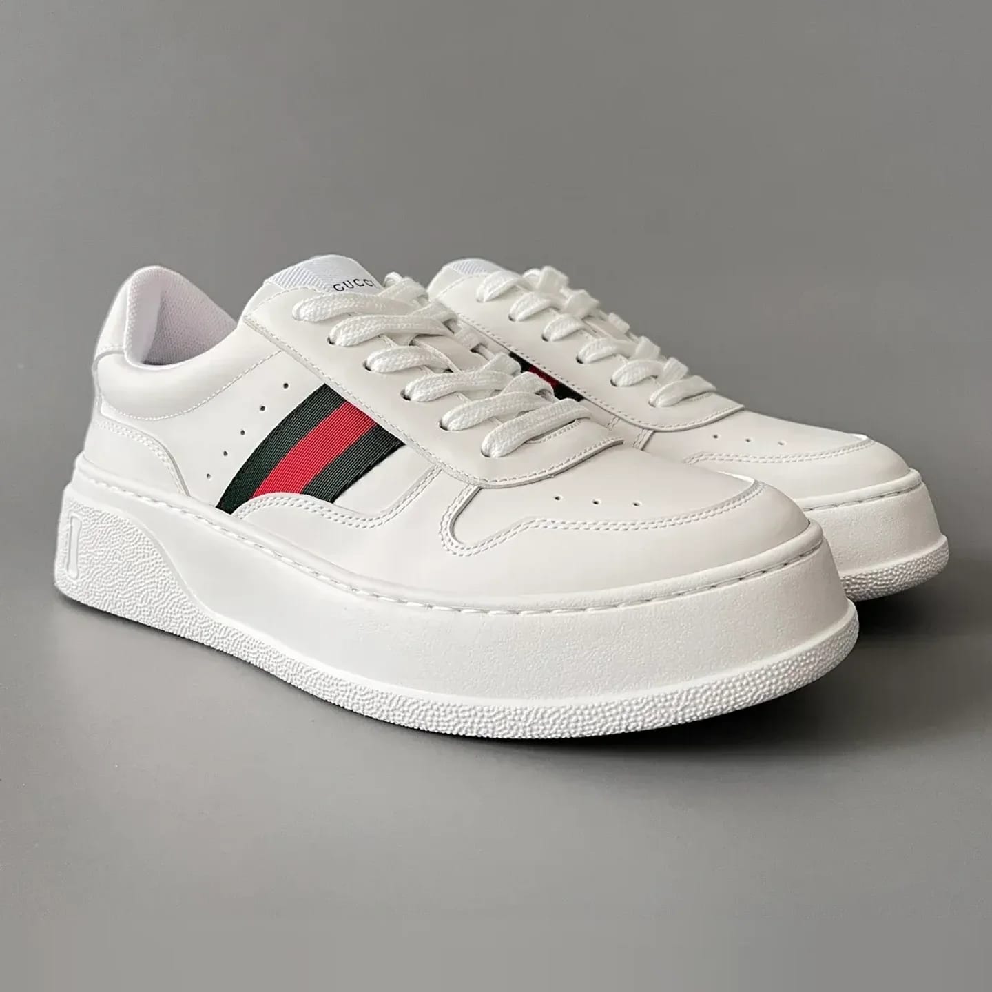 Gucci Chunky Sneaker with GG 縮圖 3