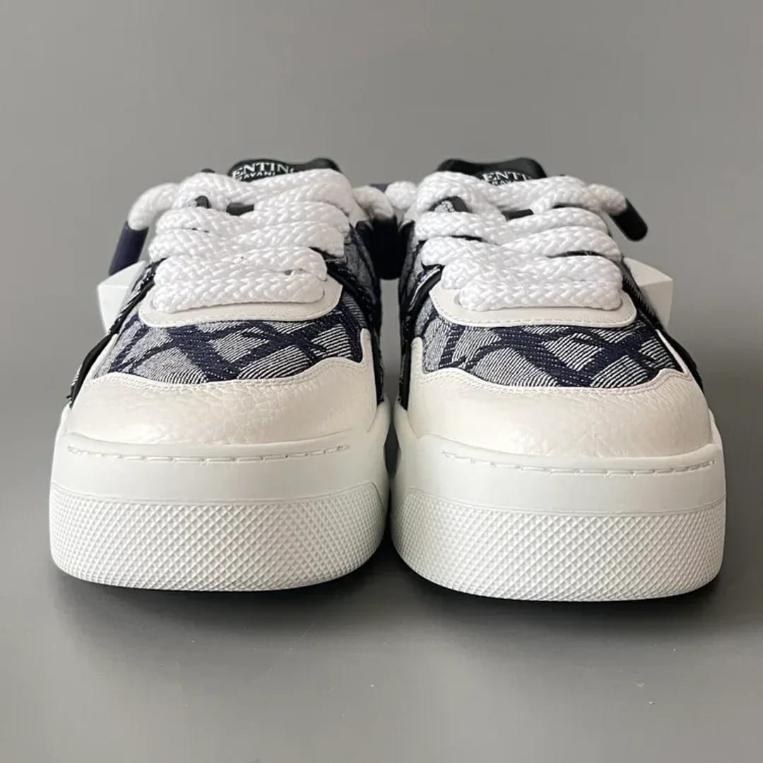 Valentino Garavani One Stud Sneaker 縮圖 2