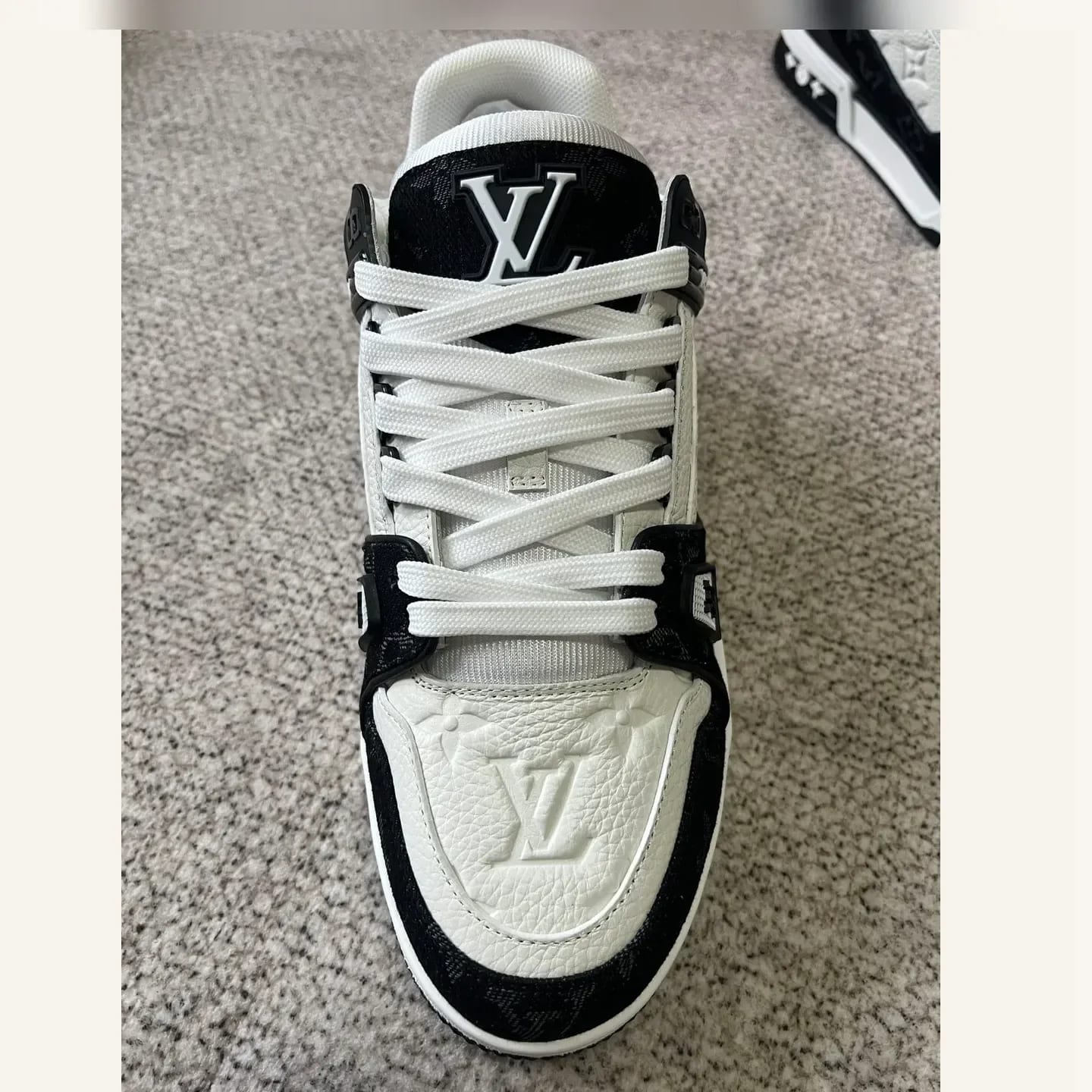 Louis Vuitton LV Trainer Sneaker 縮圖 2