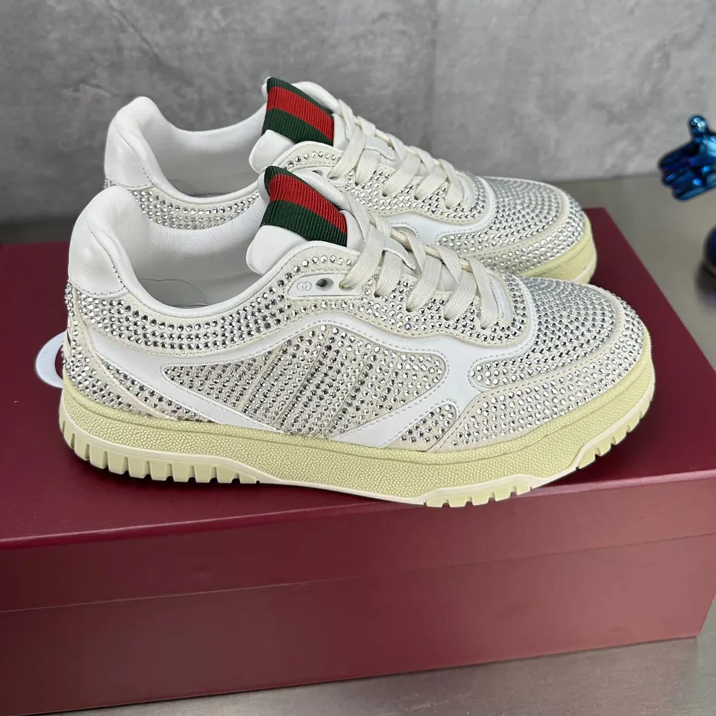 Gucci Distressed Basketball Sneaker 縮圖 1