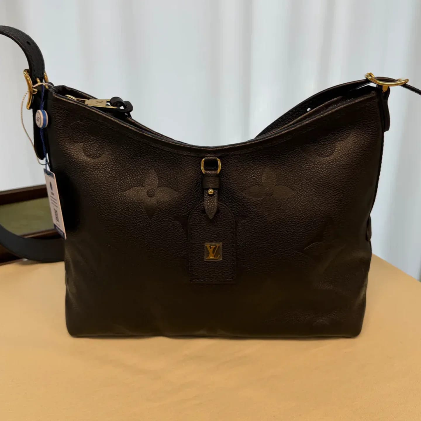 Louis Vuitton CarryAll PM 縮圖 1