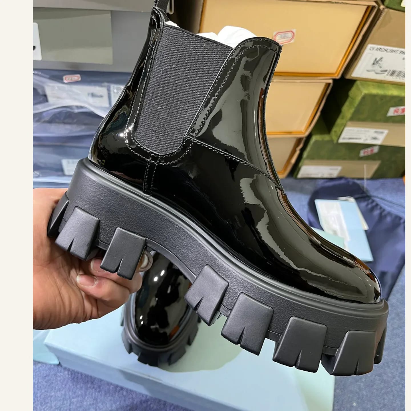 Prada Monolith Chelsea Boot 縮圖 2