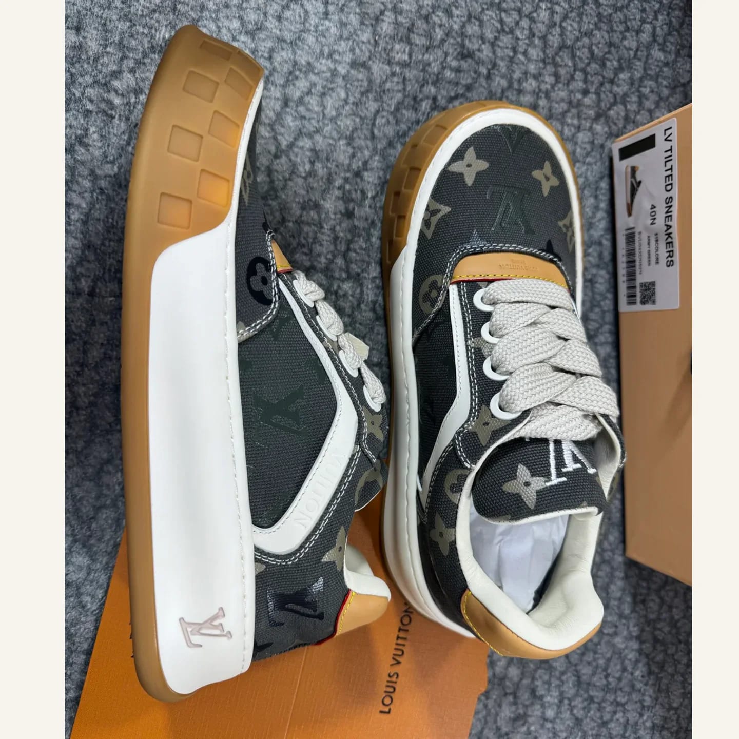 Louis Vuitton LV Trainer Sneaker 縮圖 3