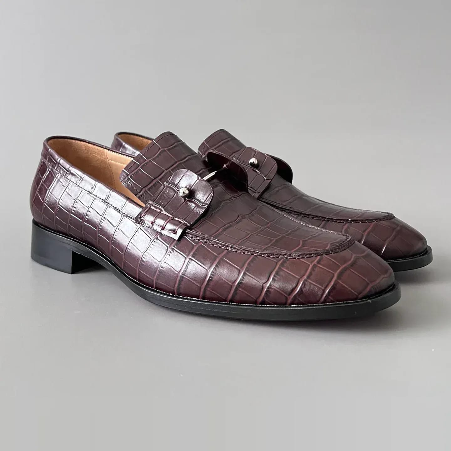 Christian Louboutin Chambelimoc Croc-Embossed Loafer 縮圖 2