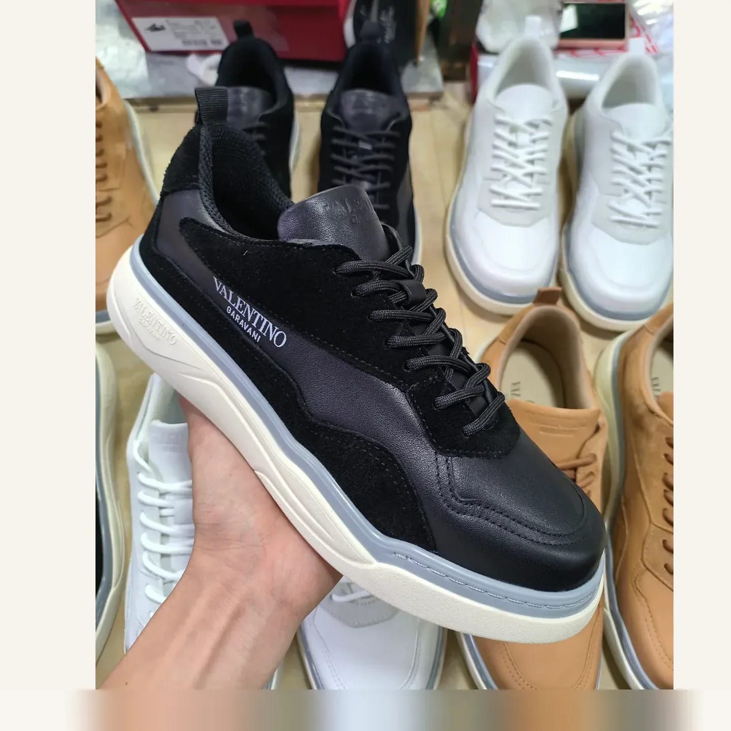 Valentino Garavani One Stud Low-top Sneaker 縮圖 3