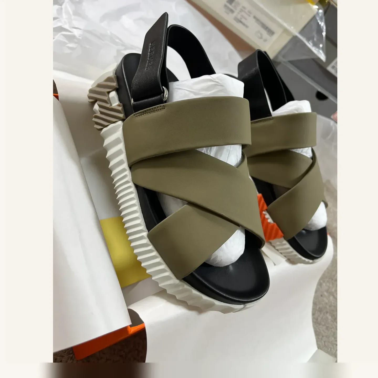 Hermès Cross-strap Sandal 縮圖 2
