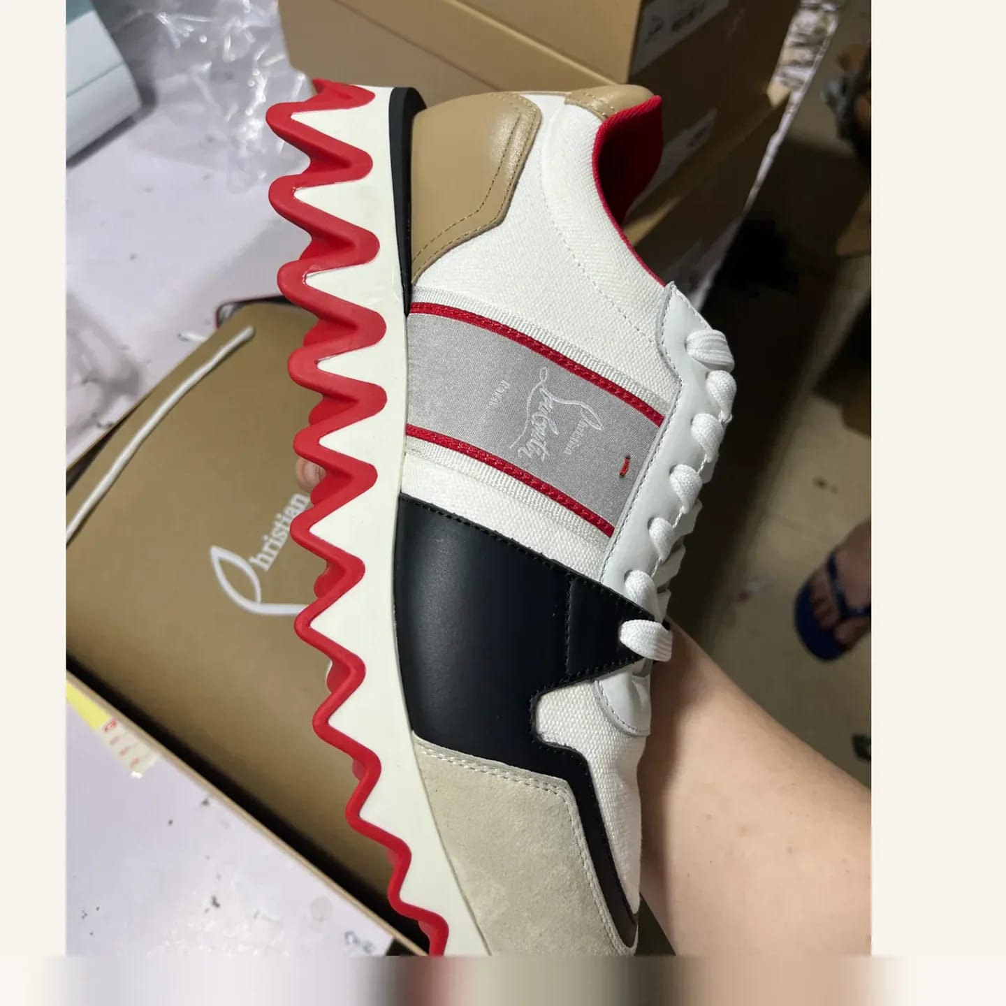 Christian Louboutin Loubishark Sneaker 縮圖 3