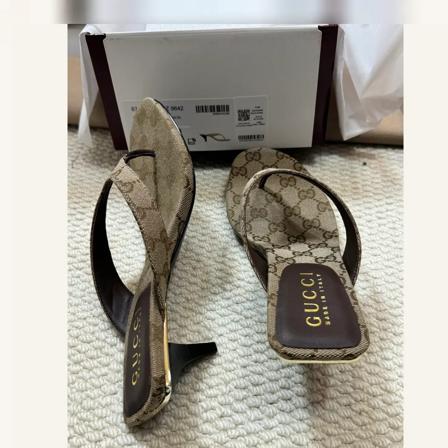 Gucci GG Supreme Thong Sandal 縮圖 4