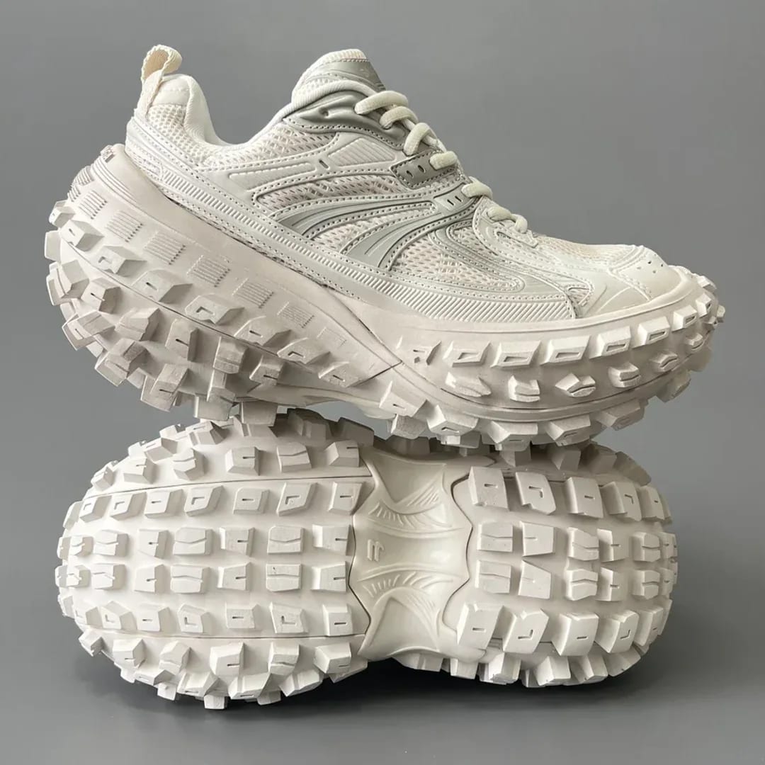 Balenciaga Defender Sneaker 縮圖 4