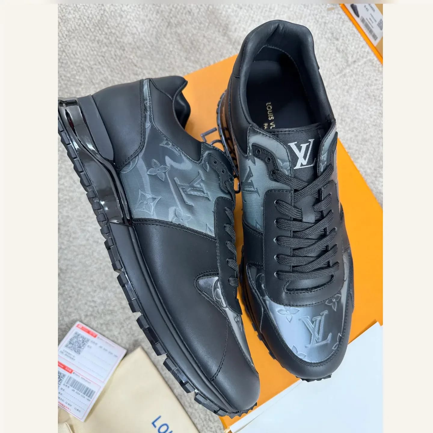 Louis Vuitton Run Away Sneaker 縮圖 3
