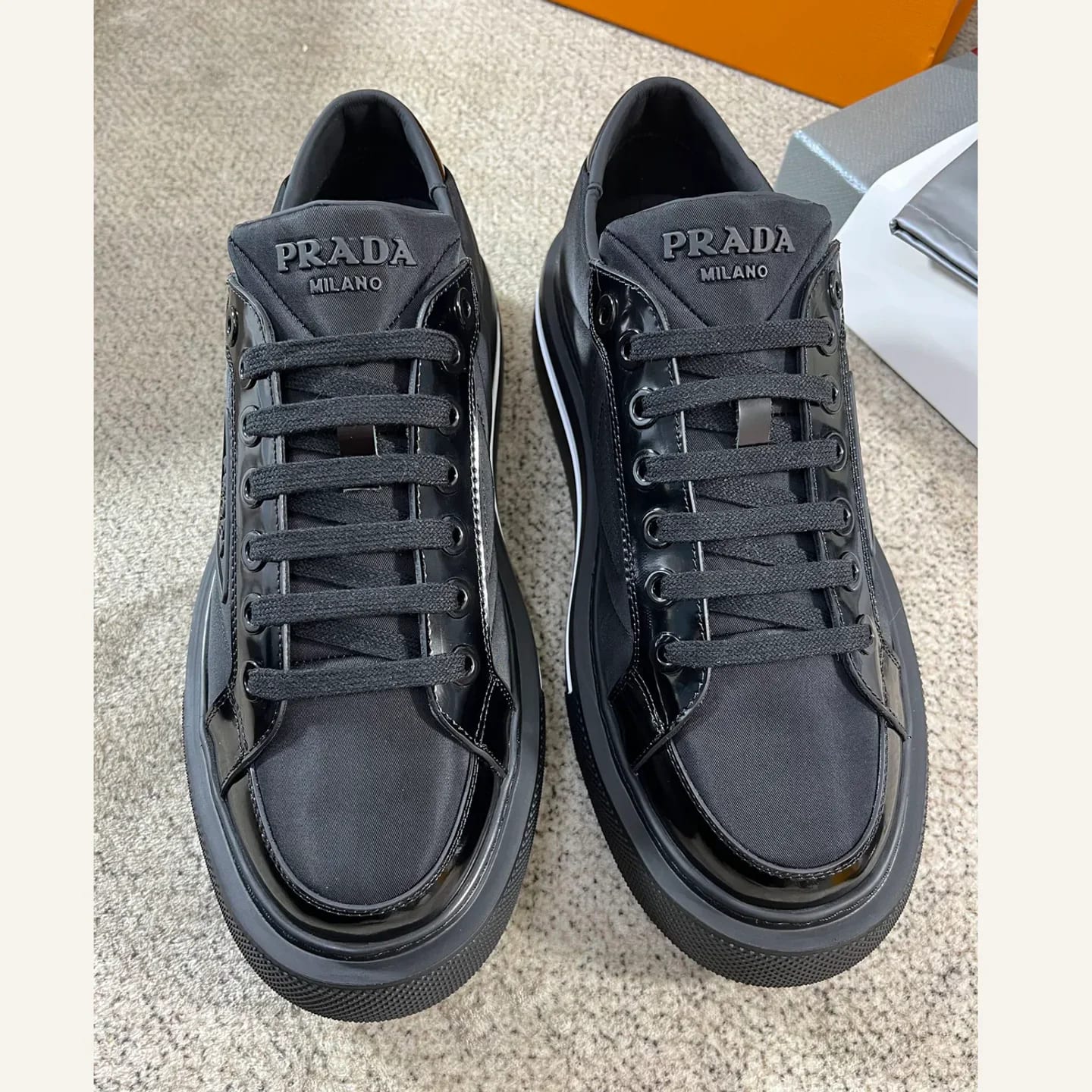 Prada Downtown Sneaker 縮圖 1