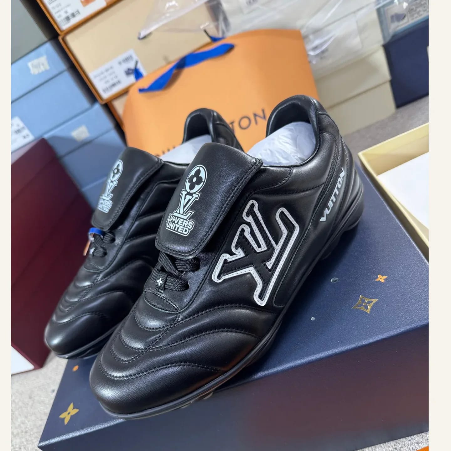 Louis Vuitton LV Footprint Soccer Sneaker 縮圖 1