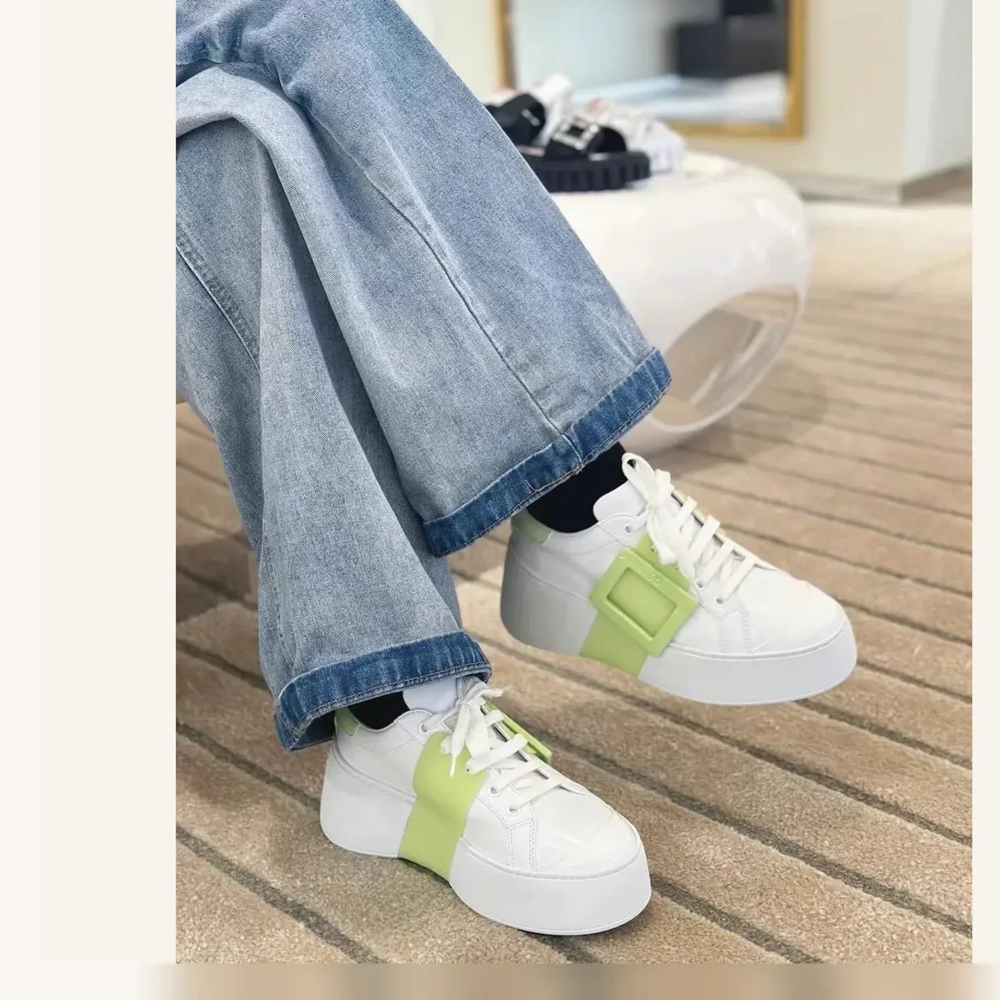 Roger Vivier Viv' Skate Sneaker 縮圖 4