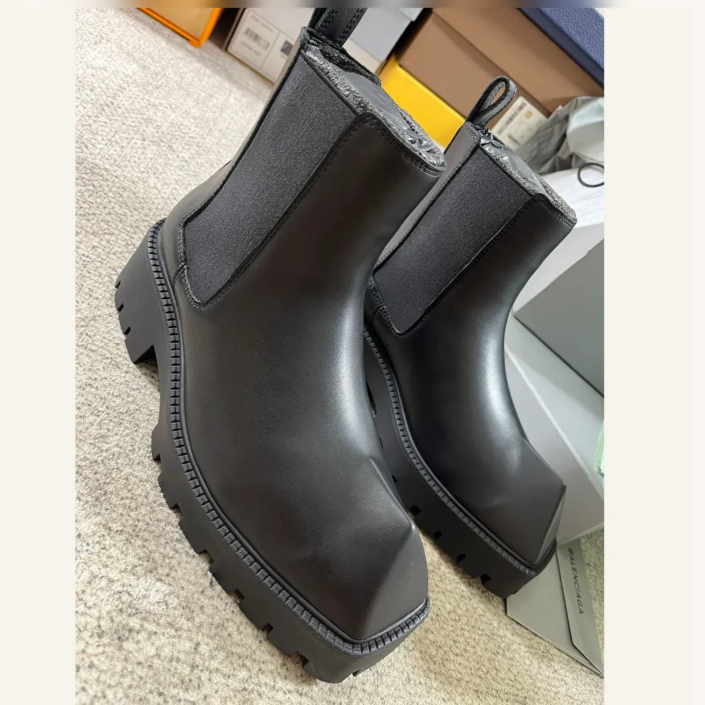 Balenciaga Chelsea Boot 縮圖 1