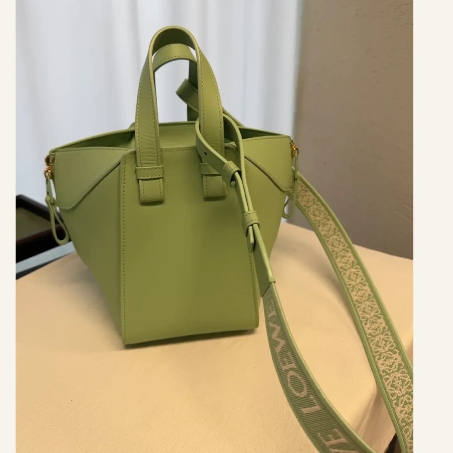 LOEWE Compact Hammock 縮圖 2