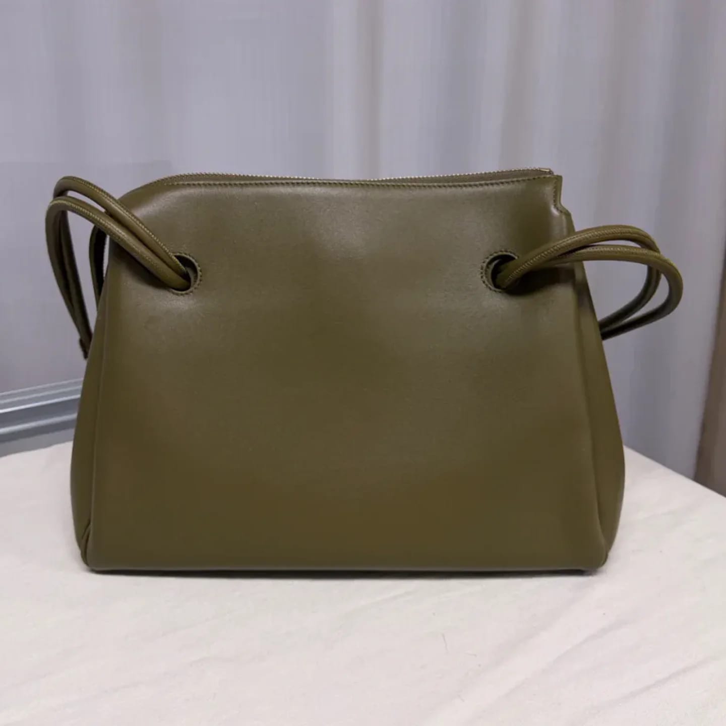 LOEWE Medium Madrid 縮圖 2