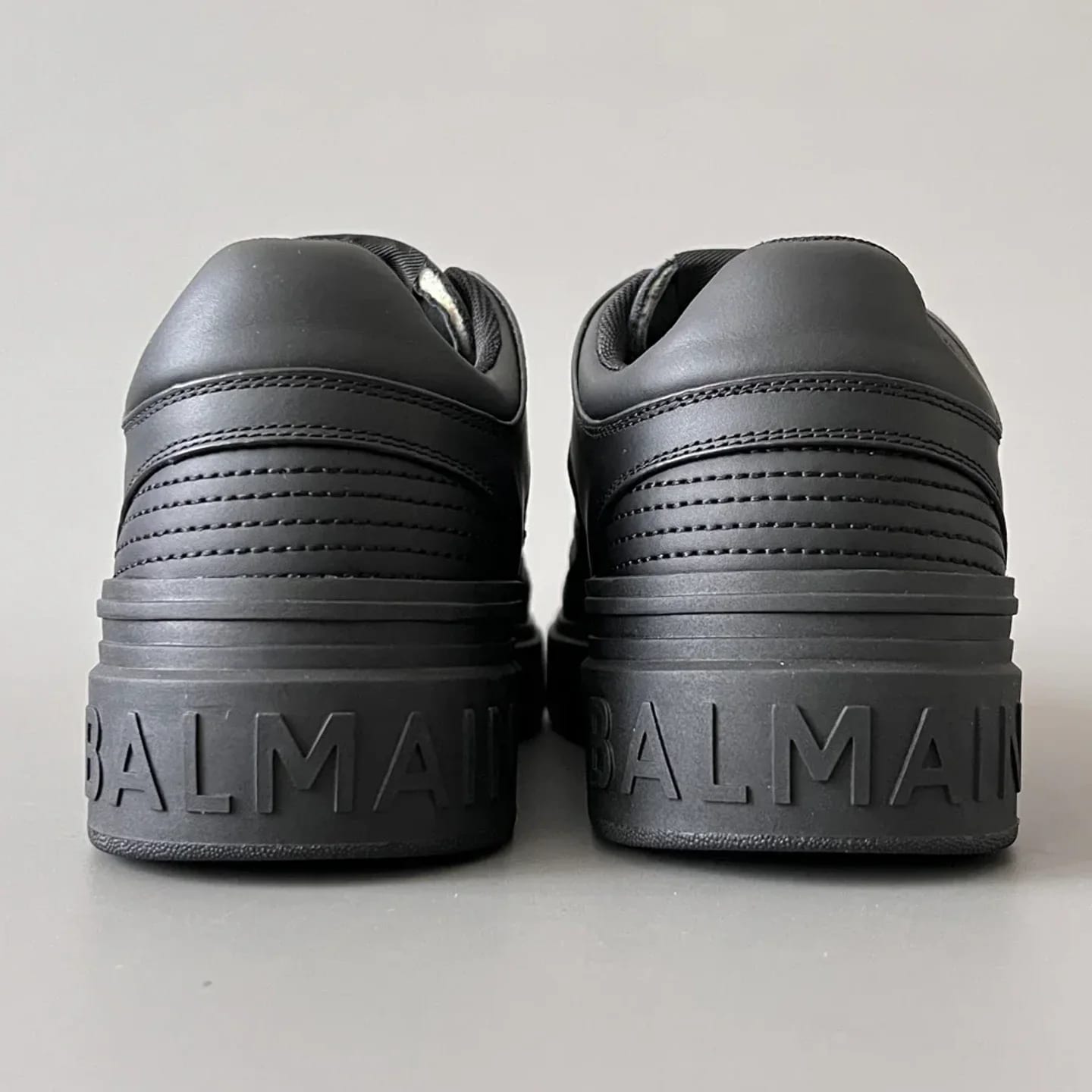 Balmain Logo-Strap Leather Slip-On Sneakers 縮圖 3