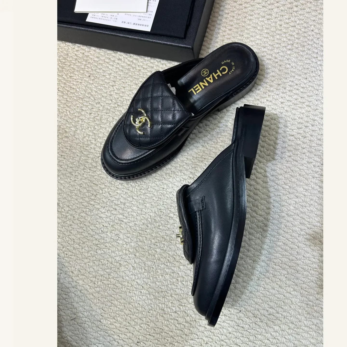 CHANEL Quilted CC Loafer 縮圖 3