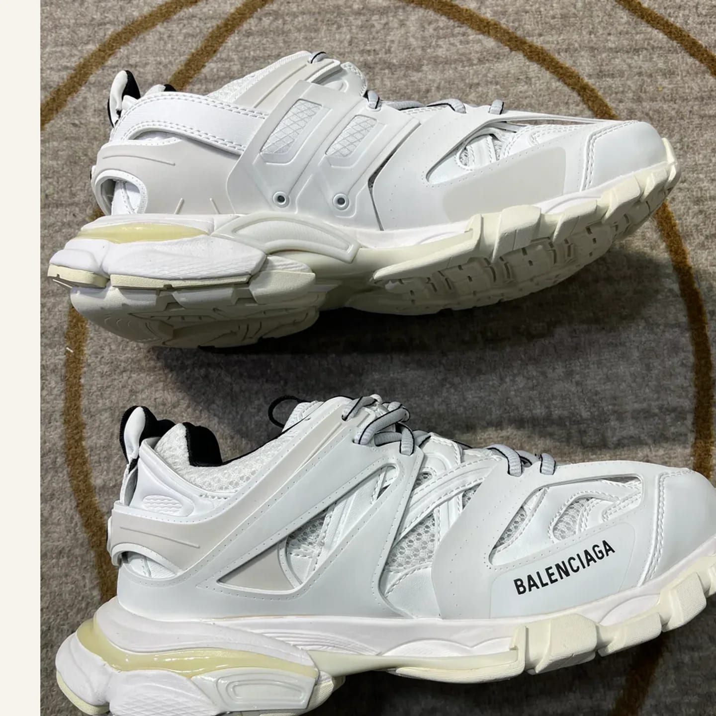 Balenciaga Track Sneaker 縮圖 1