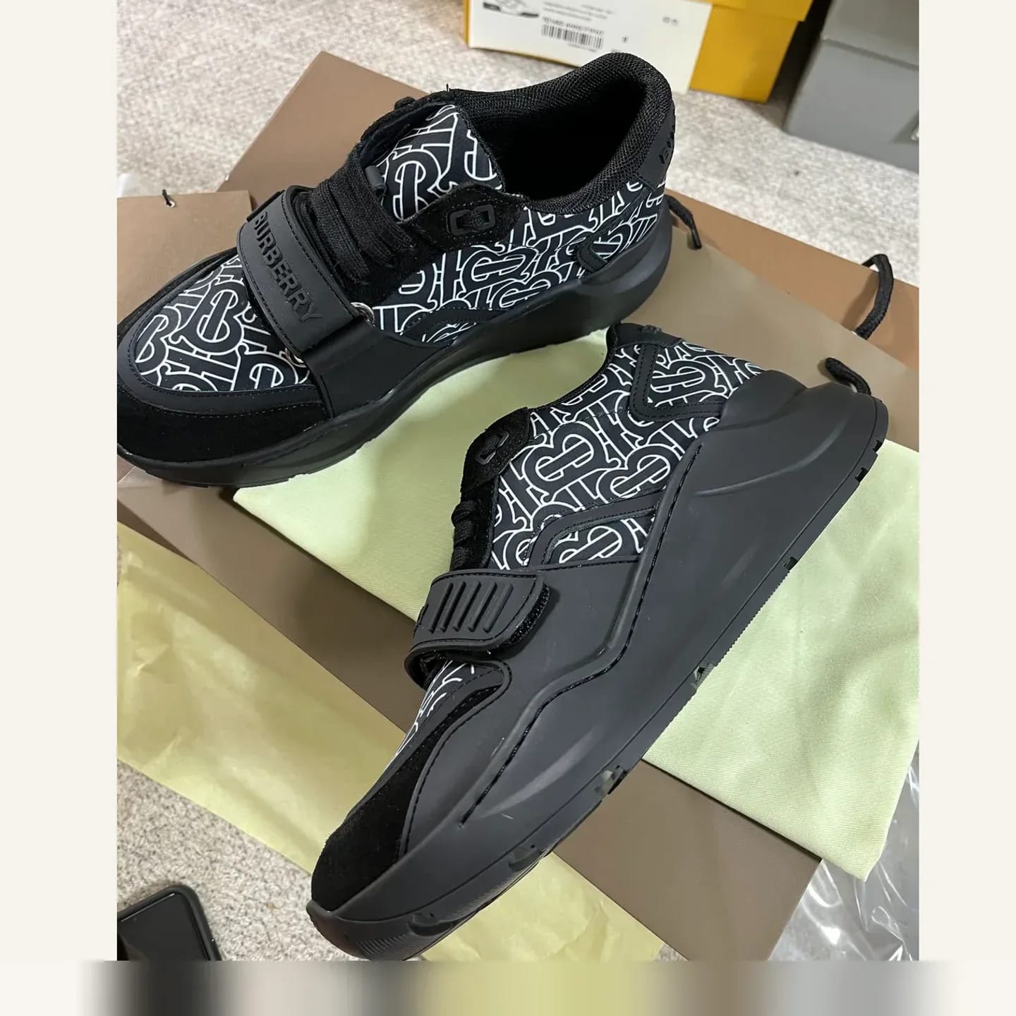 Burberry TB Monogram Sneaker 縮圖 2