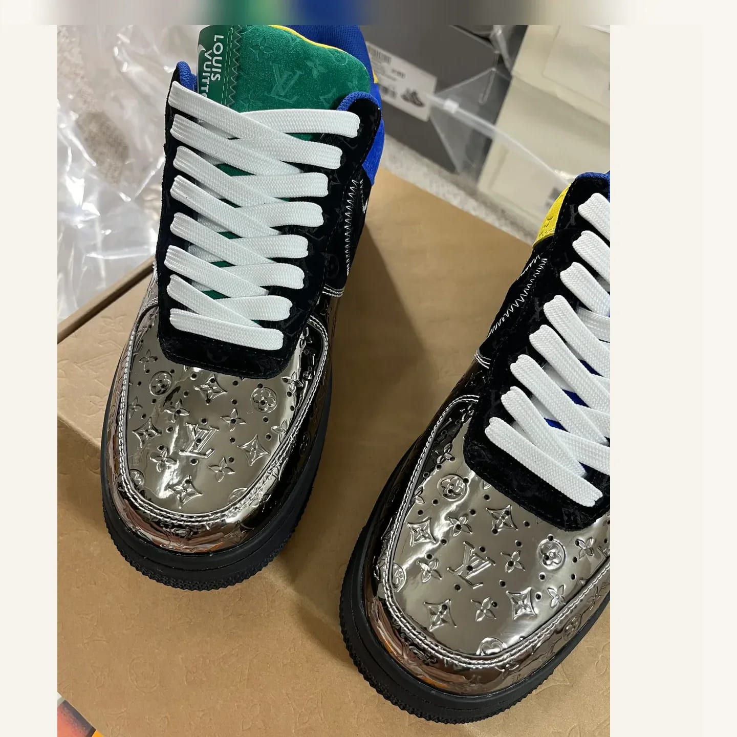 Louis Vuitton x Nike Air Force 1 Low 縮圖 4