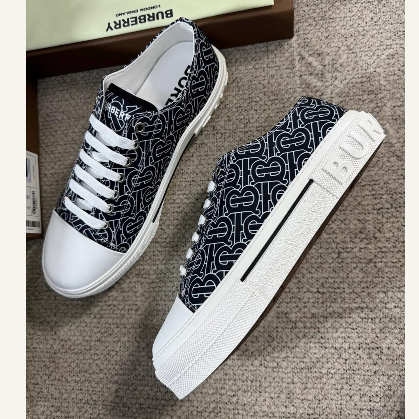 Burberry TB Monogram Low-top Sneaker 縮圖 4