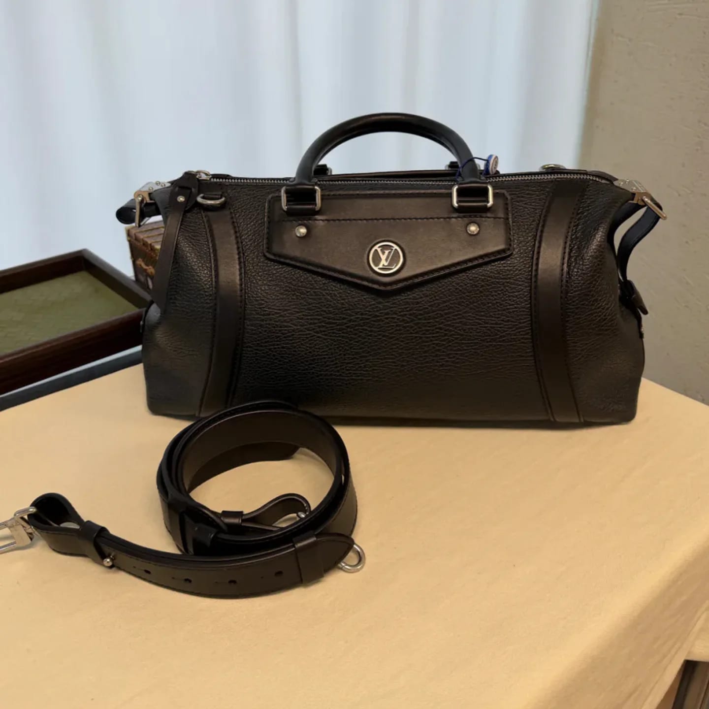 Louis Vuitton LV Biker MM 縮圖 1