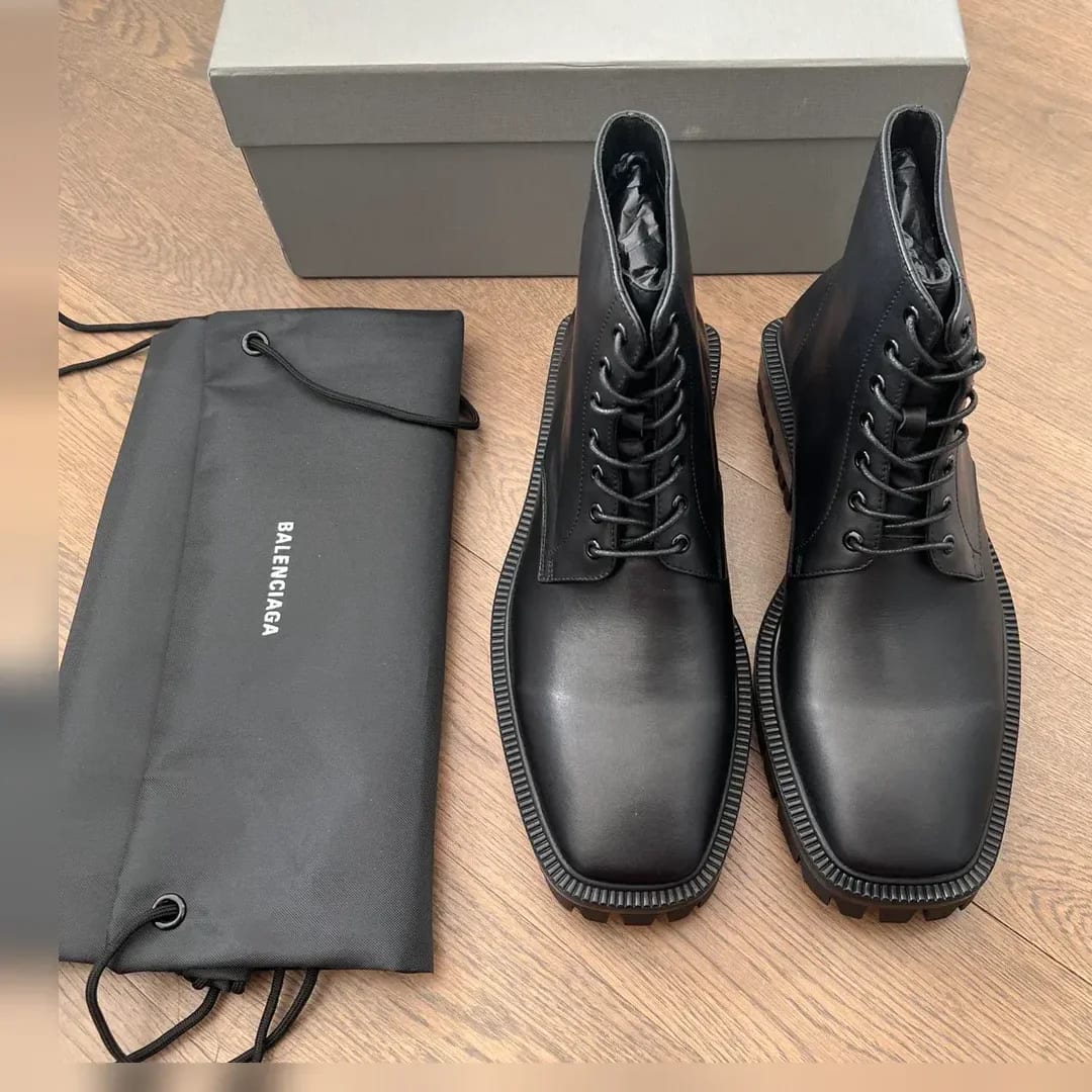 Balenciaga Rhino 25mm Lace-Up Boot 縮圖 1