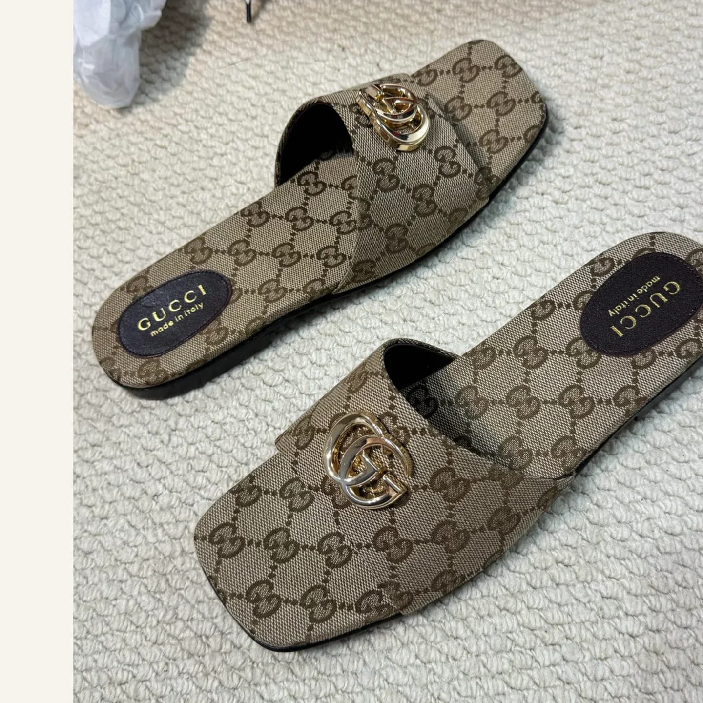 Gucci Interlocking G Monogram Slide 縮圖 4