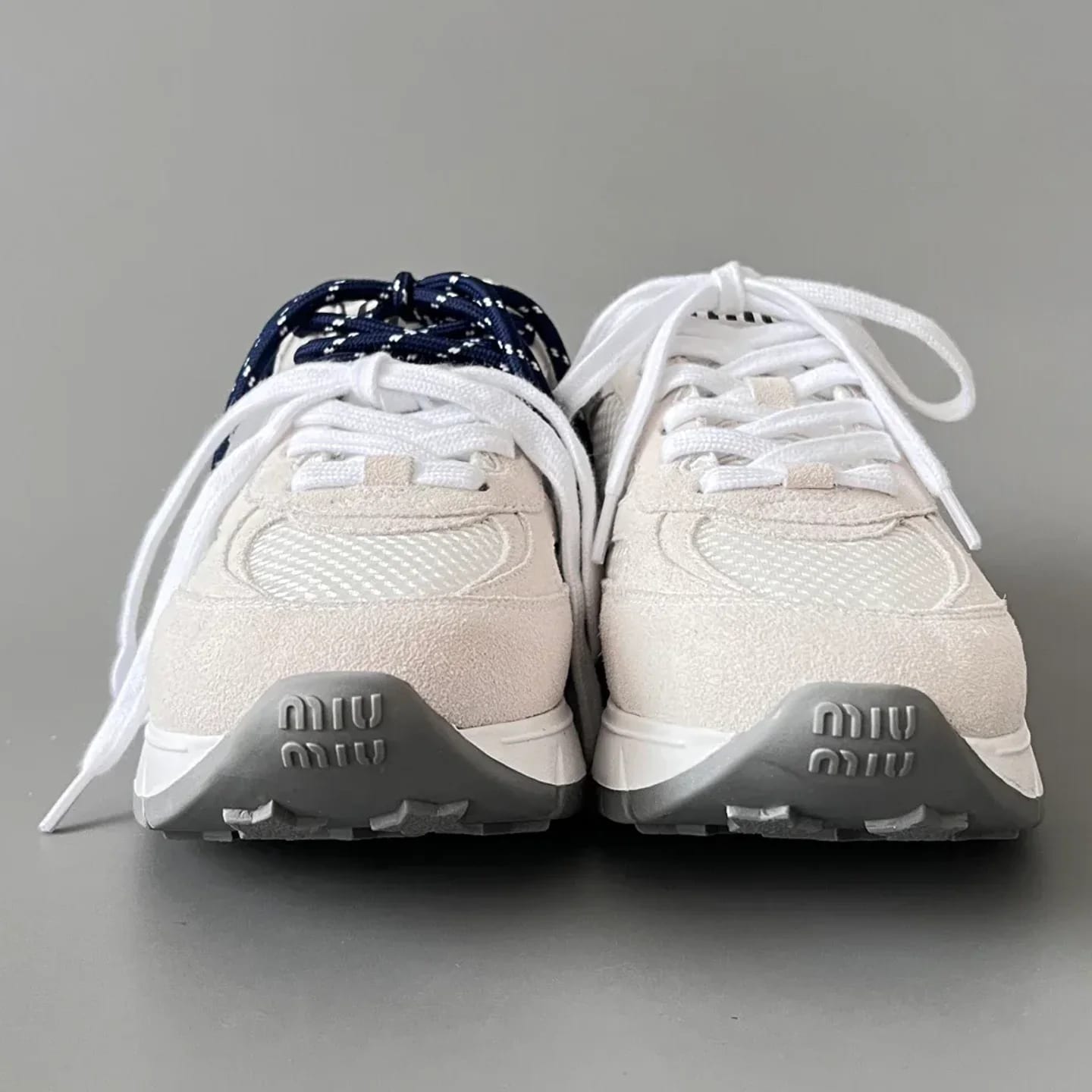 Miu Miu Leather Sneakers 縮圖 2