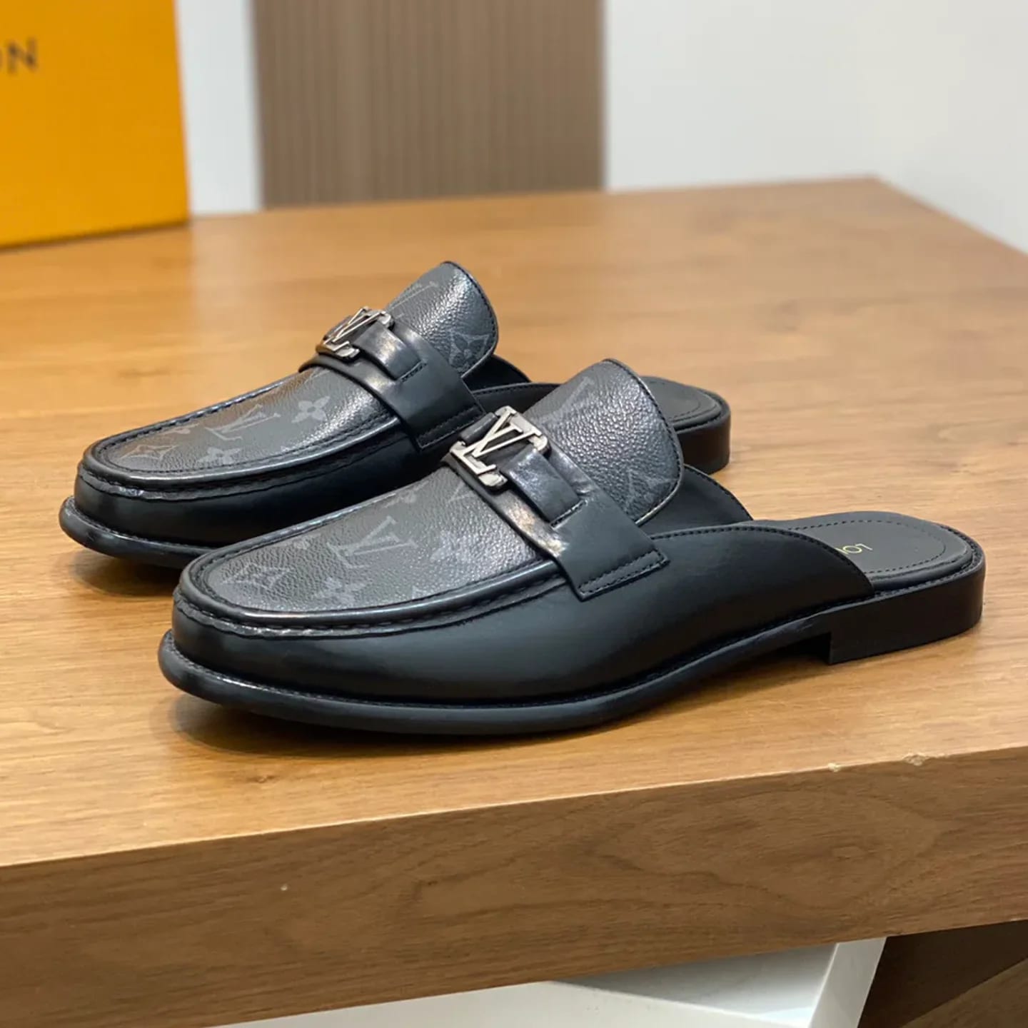 Louis Vuitton Backless Major Loafer 縮圖 3