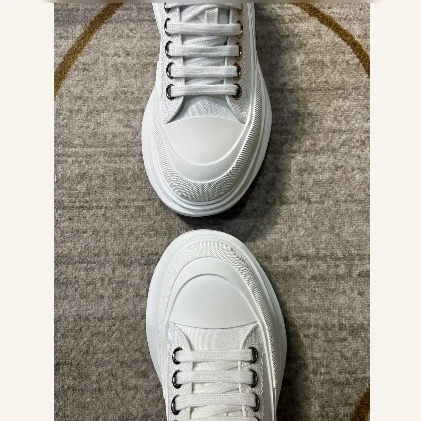 Alexander McQueen Tread Slick Sneaker 縮圖 4