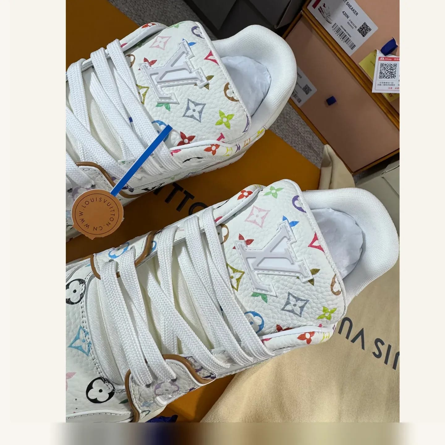 Louis Vuitton x Takashi Murakami LV Trainer Sneaker 縮圖 4