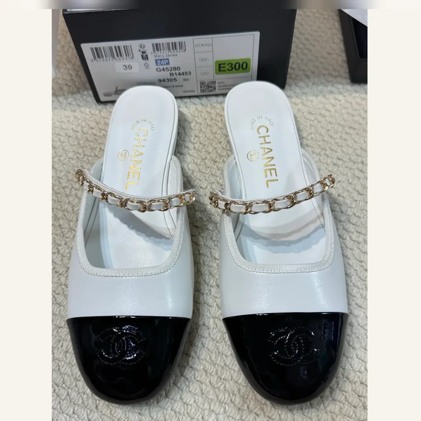 CHANEL Cap-toe Mary Jane Mule 縮圖 2